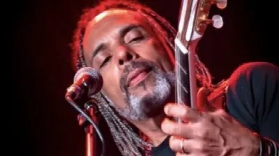 Bento canta Beto