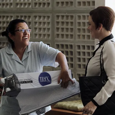 SEGUNDA NO CINE APRESENTA: QUE HORAS ELA VOLTA? (QUE HORAS ELA VOLTA?, ANNA MUYL